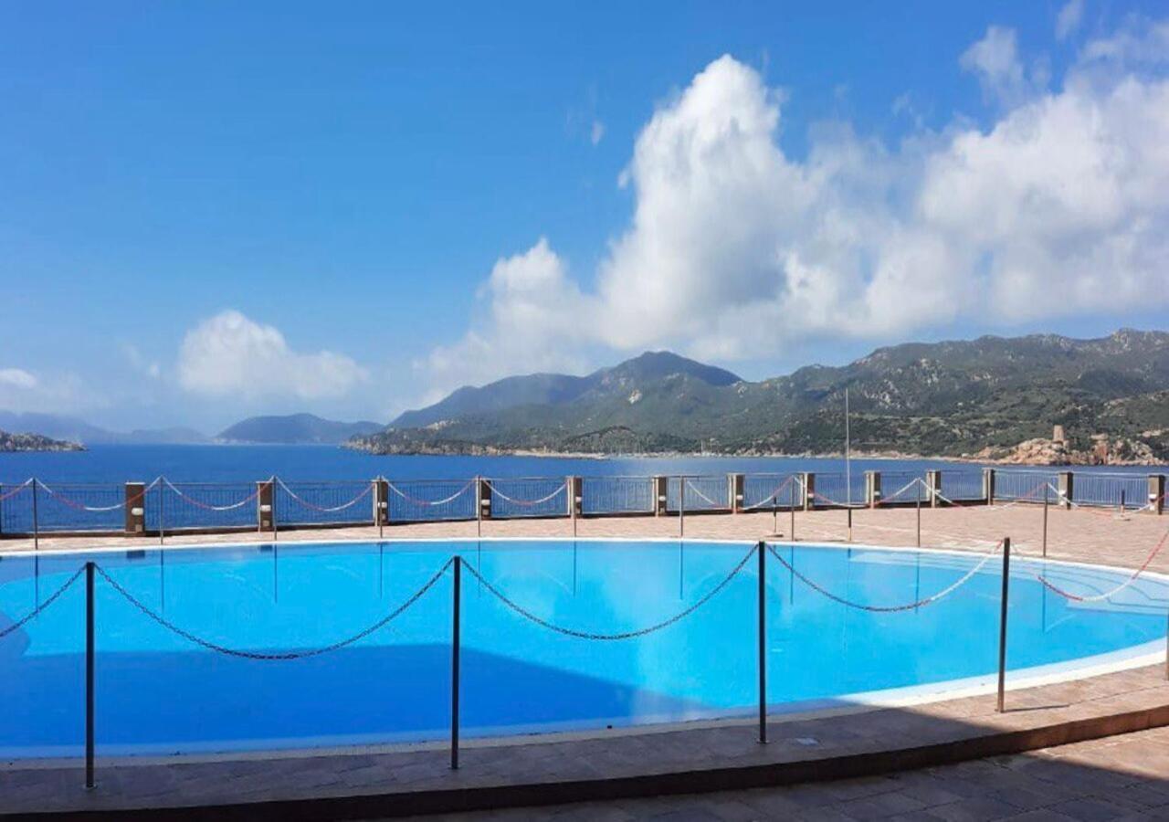 Appartamento Sul Mare Теулада Екстер'єр фото